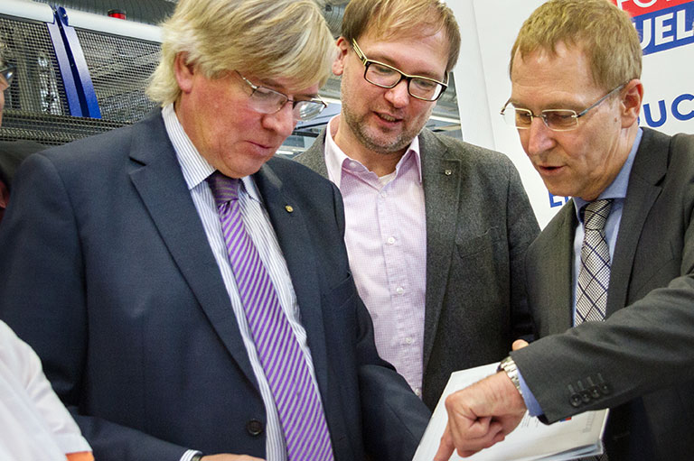 v.l.n.r. Hartmut Möllring, Lars-Jörn Zimmer, Peter Warns